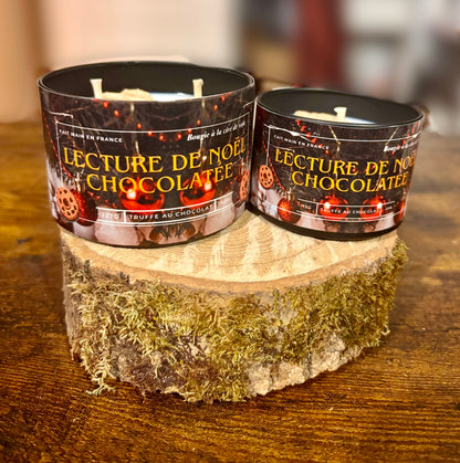 Bougie littéraire édition limitée Lecture de Noël Chocolatée – artisanale et parfumée – petite et grand format
