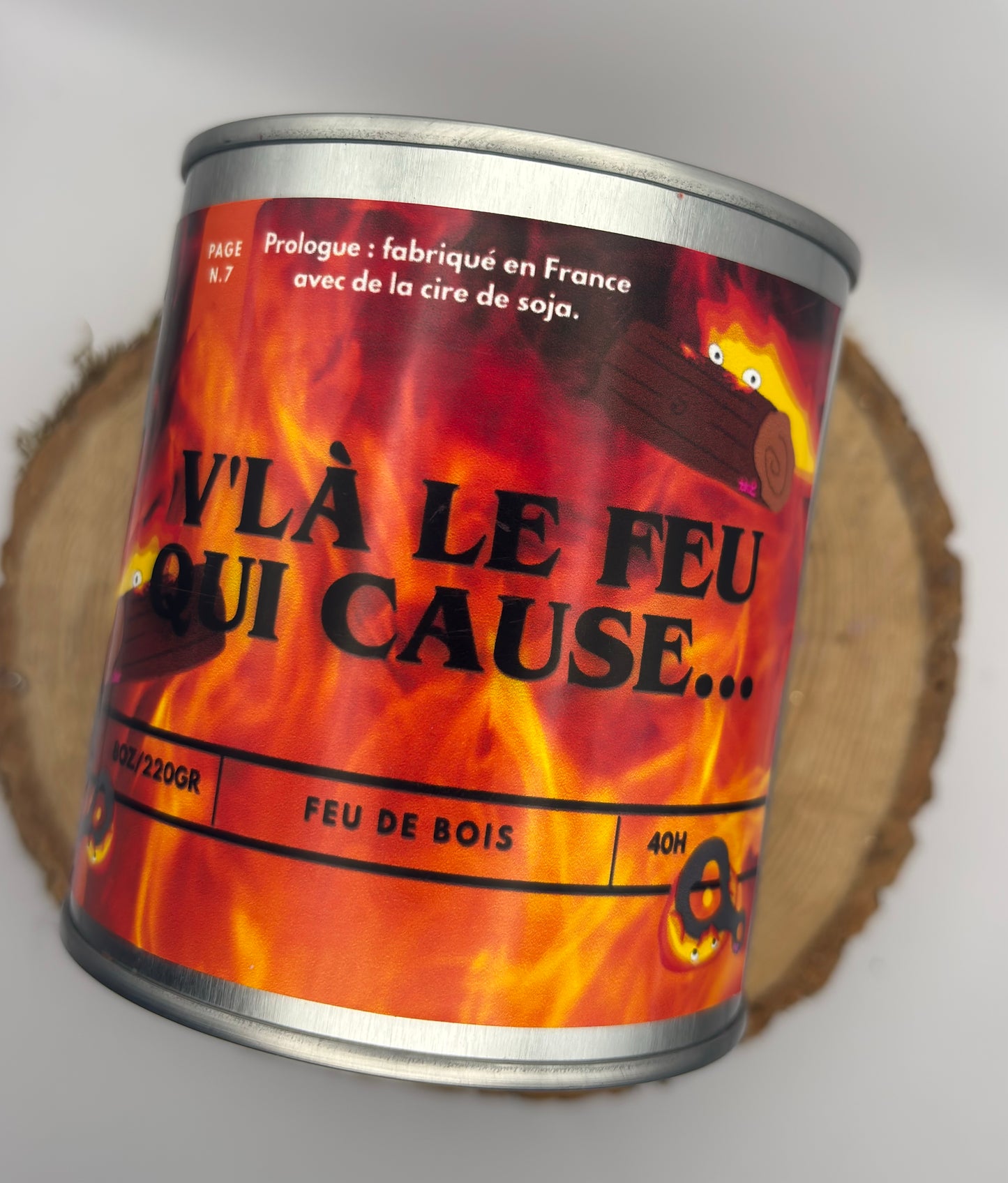 Literary candle V'la le feu qui cause – handcrafted and scented – Small and large sizes